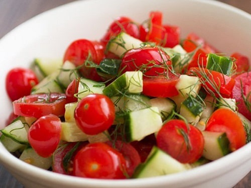 salad cà chua bi giảm cân
